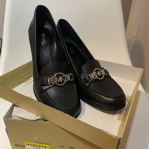 Michael Kors Black Leather Loafers for Women - Picture 3 of 7